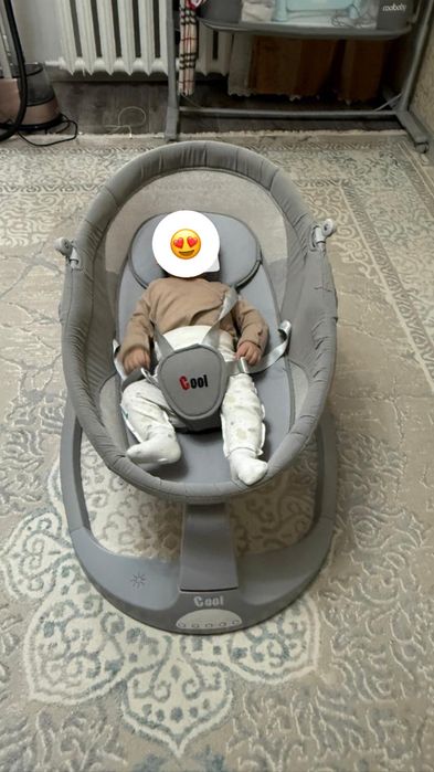 Продам шезлонг для новорожденного