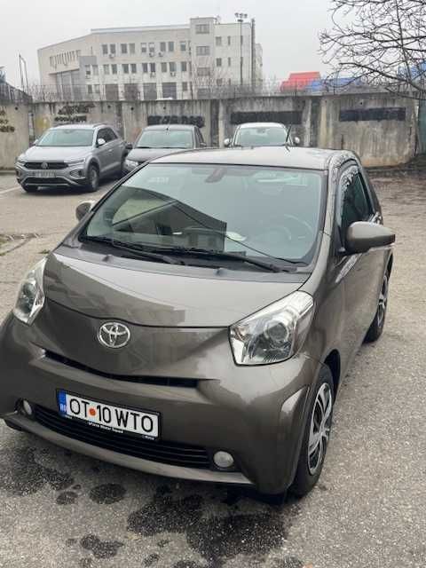 Toyota IQ Colection