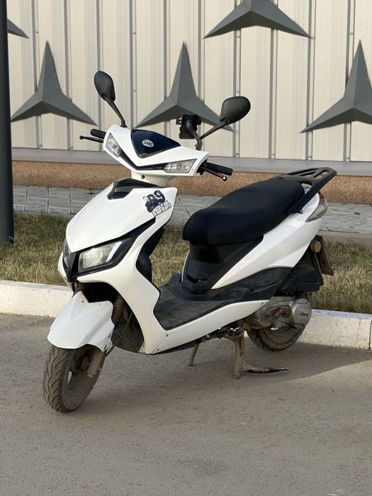 Продам скутер м8 в идеале
