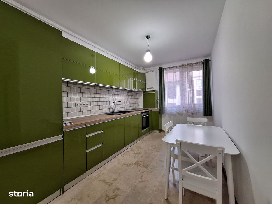 Apartament cu 2 camere, 52 mp, parcare, zona Razoare — fotografia 1