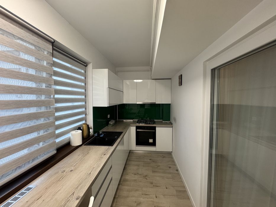 Apartament 3 camere - de inchiriat