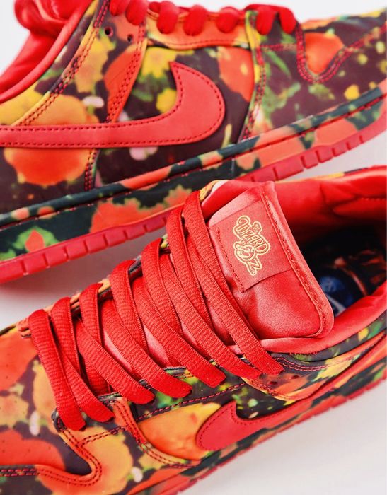 Nike - SB DUNK - Custom - GRINCH - NIKE - SB DUNK - WIZARD  OZ  LOW ..