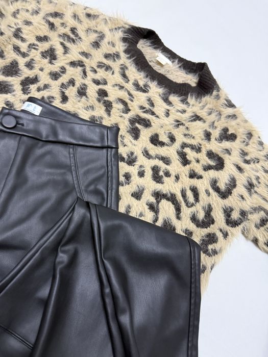 Кожена пола.