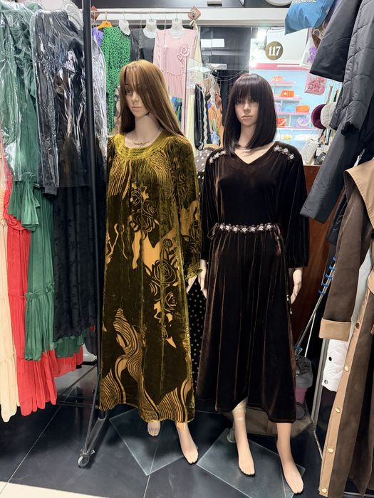 Maniken 2 ta sotiladi bez parik