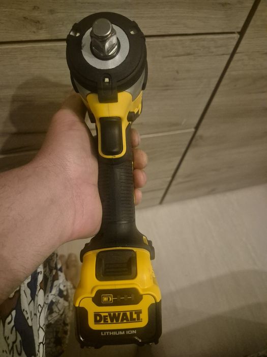 DeWalt Impact 1/2 dcf901