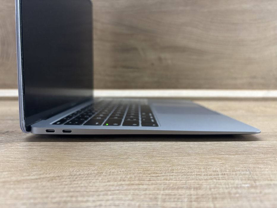 MacBook Air 13” 2019 – много запазен