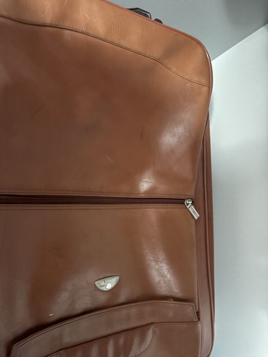 Продам дорожную сумку в отличном состоянии