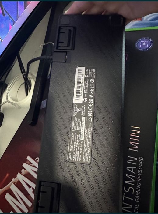 tastatura razer huntsman mini 60%