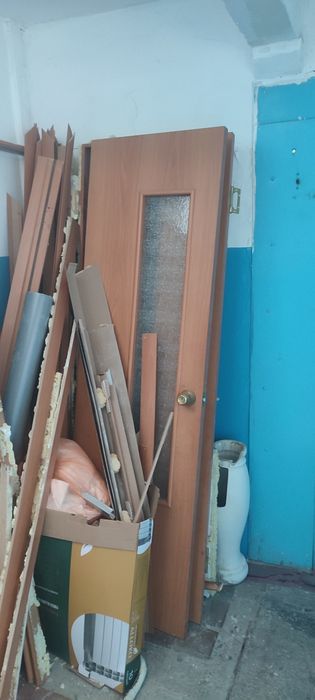 Б/у меж комнатные двери