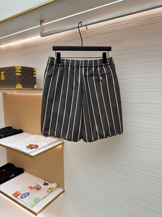 Pantaloni scurti Louis Vuitton Premium