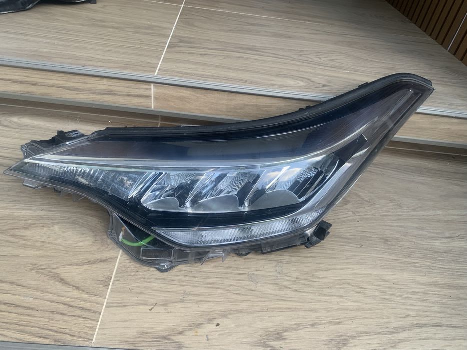 Far stanga Toyota CHR/C HR facelift full led