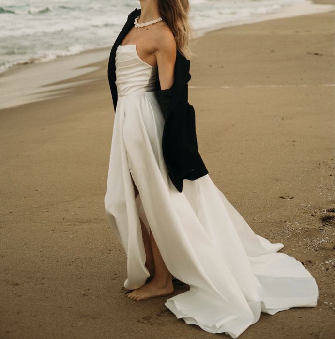 Продавам сватбена рокля