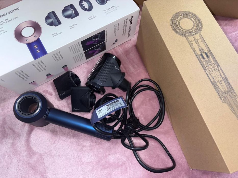 Dyson Feon nou full box