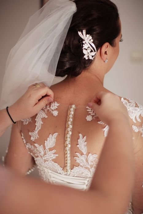 Vand rochie de mireasă