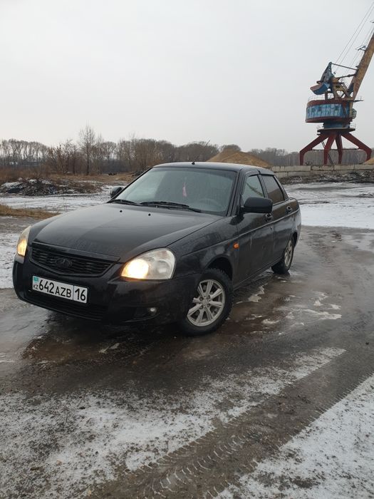 Продам  приору.      .