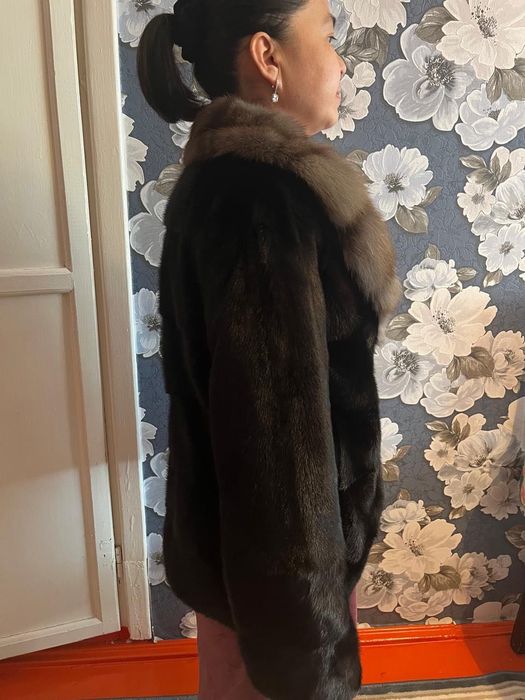 Шуба автоледи воротник соболь