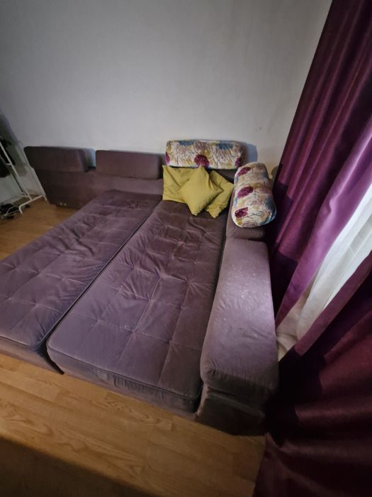 Colțar pe partea stanga