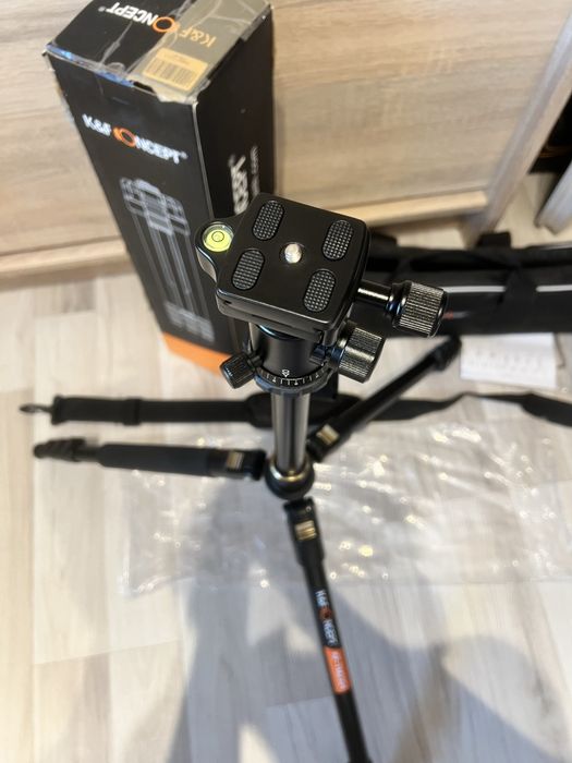 Doua Trepiede K&F Concept Experte Noi !