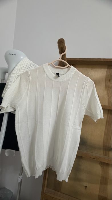 Футболка сатылады