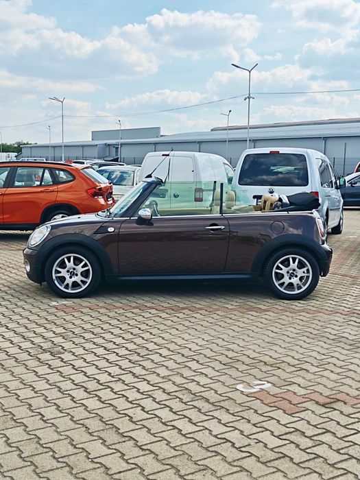 MINI Cooper Cabrio R57 | 1.6 Benzină | 122 CP | Chili Pack | Piele | Xenon | Încălzire Scaune | Motor 90.000 km |