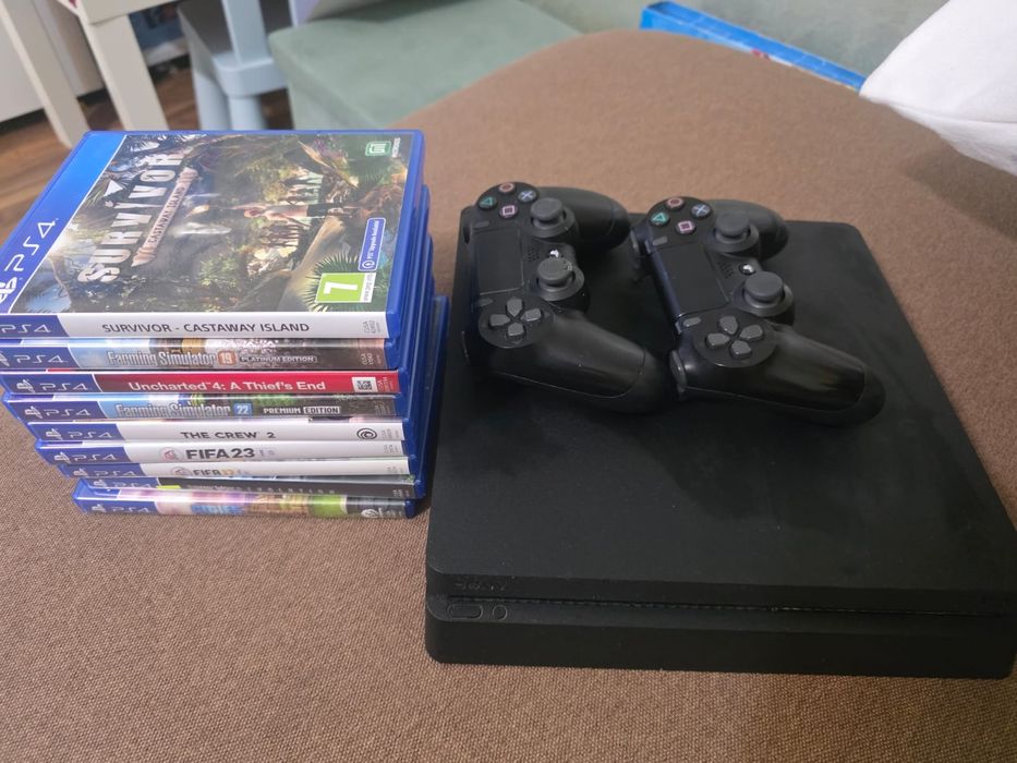 Ps4 , Slim 500Gb+ CD cu jocuri