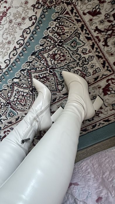 Сапоги Белые С каблуком есть ТОРГ