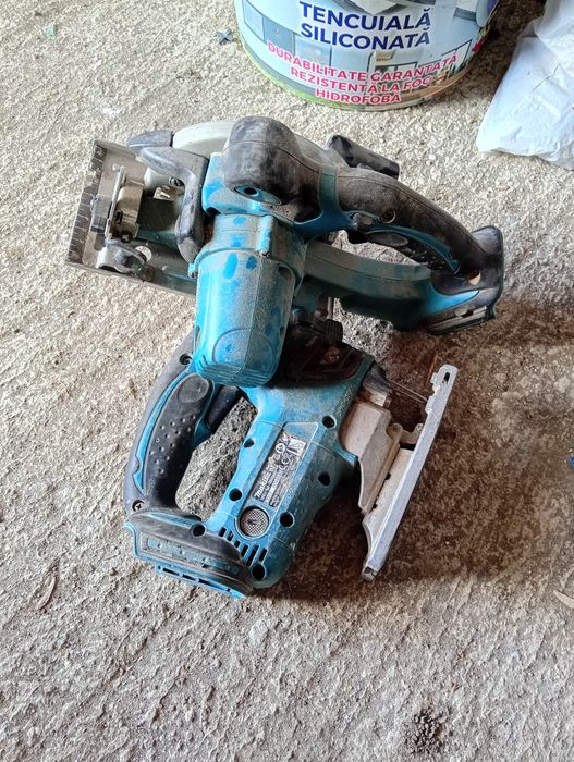Vând șoricel și boxă cu Bluetooth Makita