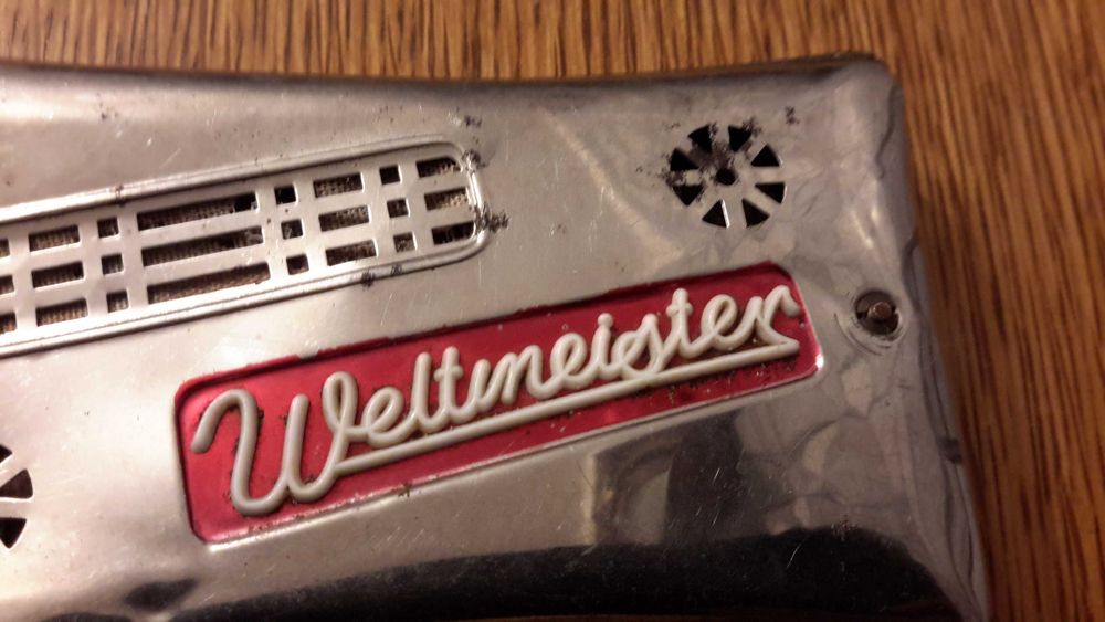 Стара хармоника има забележи