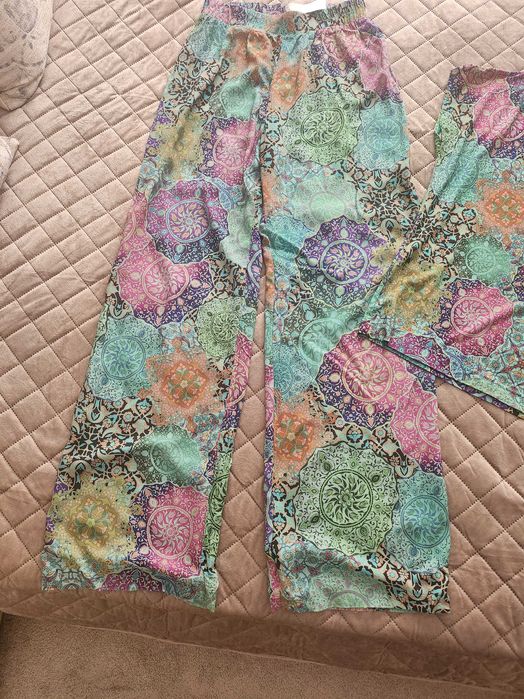 Лот на Daphe  в зелено размер EU38