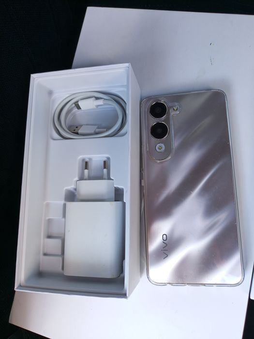 Vivo Y04 / 64 Gb