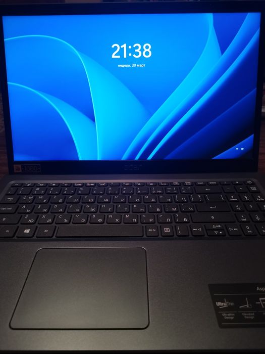 Acer aspire 5 за бързите го свалям на 950лв