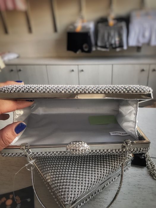 Вечерна дамска чанта