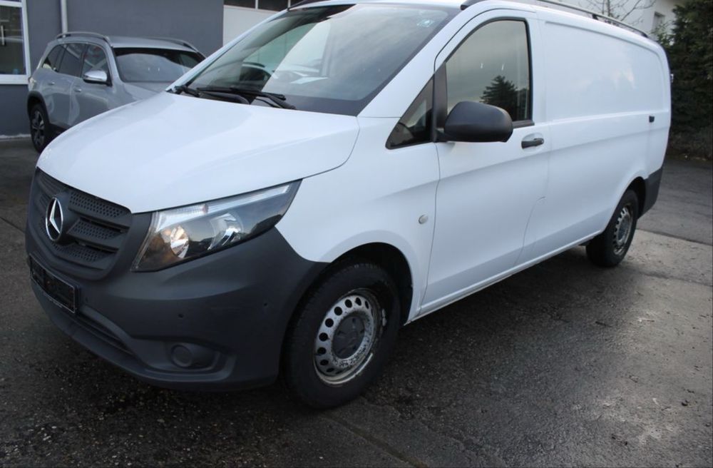 Închiriez dubă marfă – Mercedes Sprinter mediu/lung, Vito