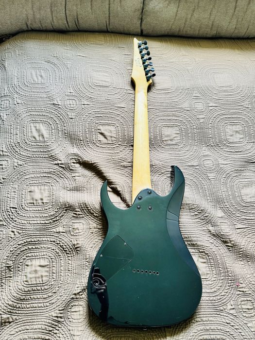 Chitară electrică 7 corzi IBANEZ - stare perfectă