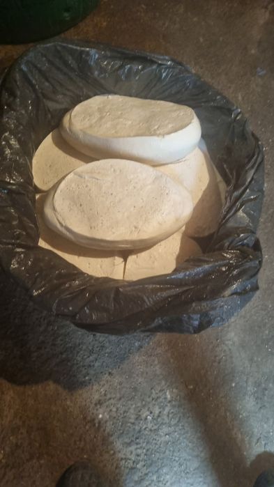 Brânză si lapte  de capră de vânzare