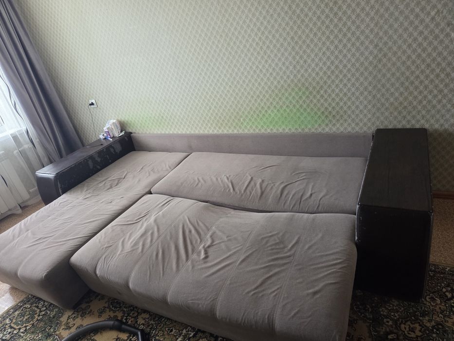Отдам бесплатно диван
