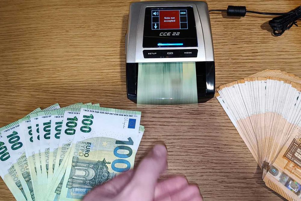 -10% намаление: Професионален Електронен детектор за фалшиви банкноти , Сертифициран от ЕЦБ