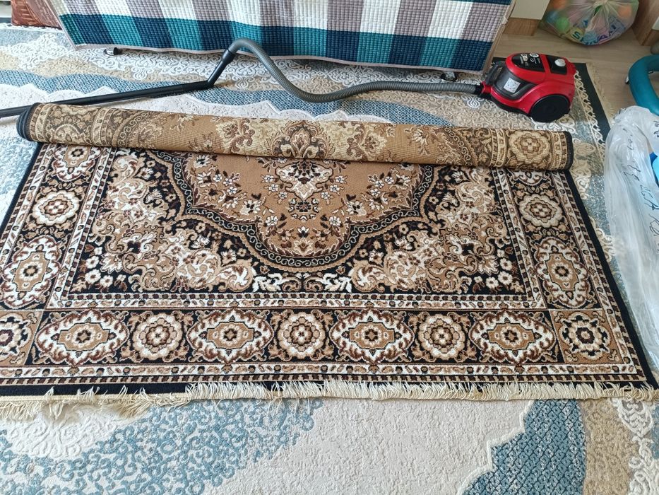 Ковёр коричневый цвет