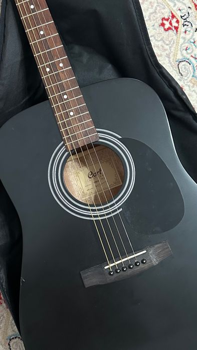 Гитара черный цвет