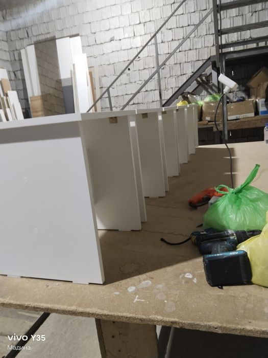 Табуретки больше цветов