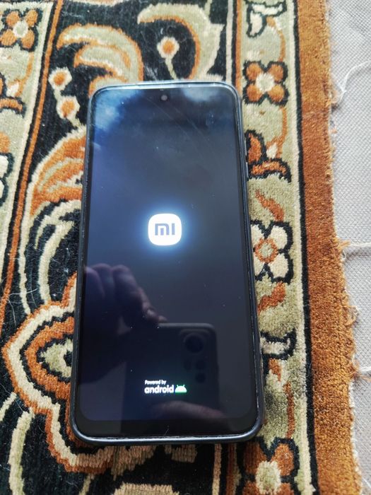 Продам телефон Redmi 10 4+3/128GB