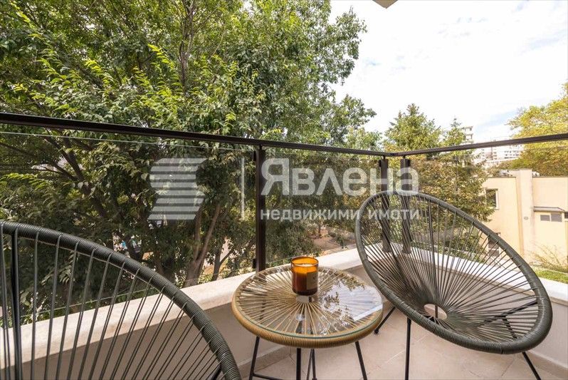 Продава се Двустаен апартамент в Варна, Чайка - 71 кв.м за 3367 €/кв.м - Снимка #11