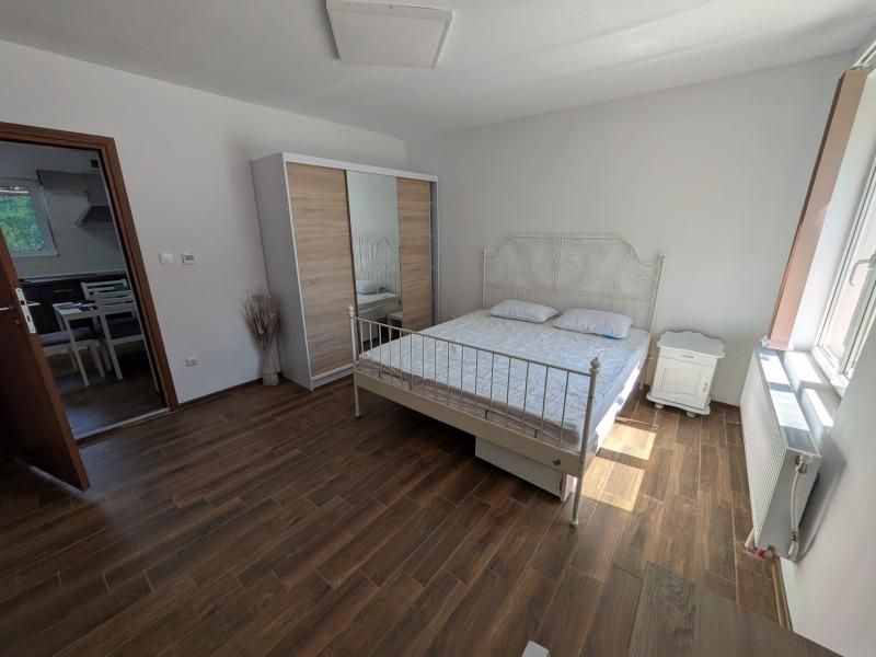 Дава се под наем Етаж от къща в София, Илиянци - 90 кв.м за 713.49 € - Снимка #4