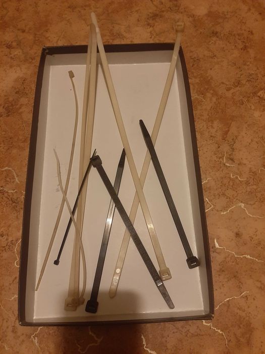 Хомуты кабельные пластиковые