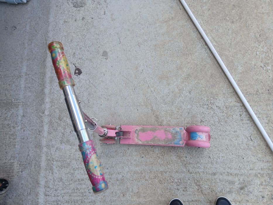 Продам детский самокат в хорошем состоянии