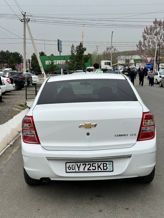 Chevrolet Cobalt 2025 — 3