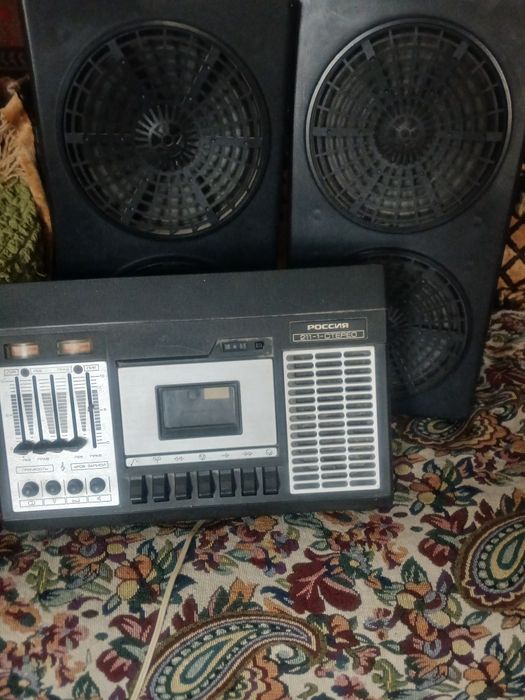 Продам магнитофон