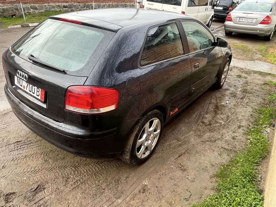 Продавам и заменям ауди а3 2005 год бартер за симсон!