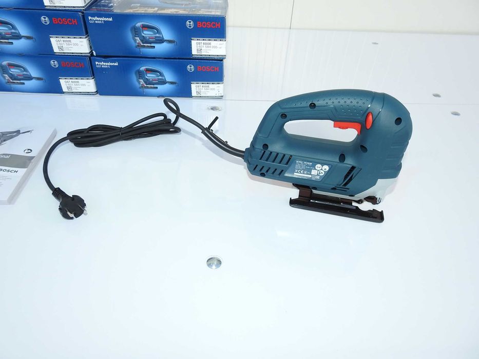 Ferastrau vertical BOSCH GST 8000 E