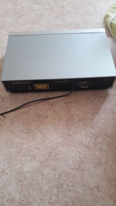 Player Yamaha CD-2  , Плеър Yamaha 1986 година . За части